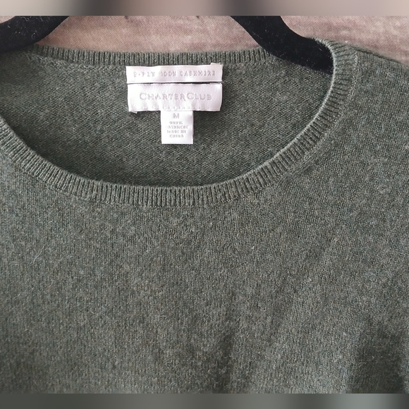 Charter Club Women's 100% Cashmere, Olive Crewneck Sweater, Size Medium - Picture 4 of 9